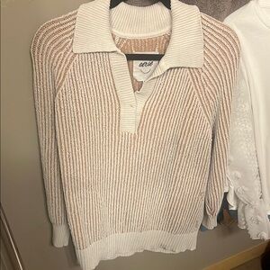 Aerie Cream V-Neck Sweater with Ribbed Texture